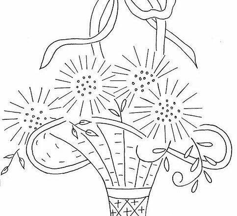 DISEGNO DA RICAMARE VASO DI FIORI STILIZZATO