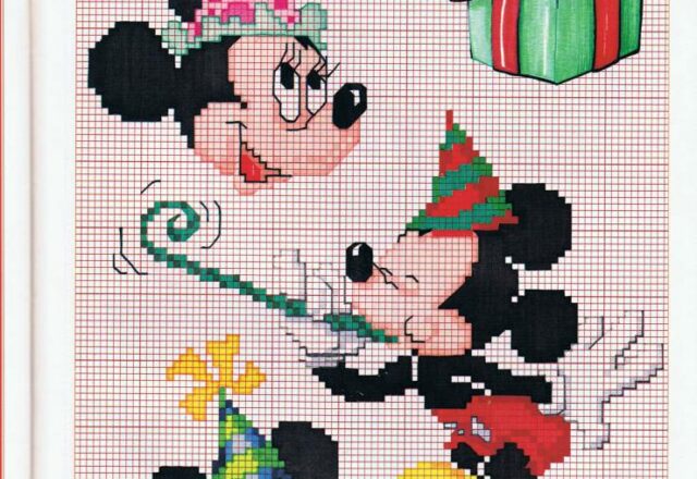 Minnie e Topolino schemi punto croce per il compleanno