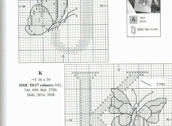 alfabeto farfalle a punto croce (6)