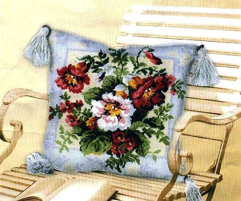 cuscino fiori sfondo azzurro (1)